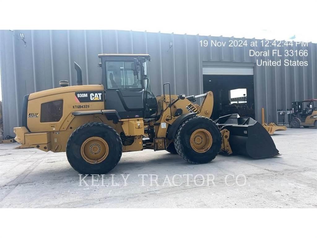 CAT 930M Wheel Loaders