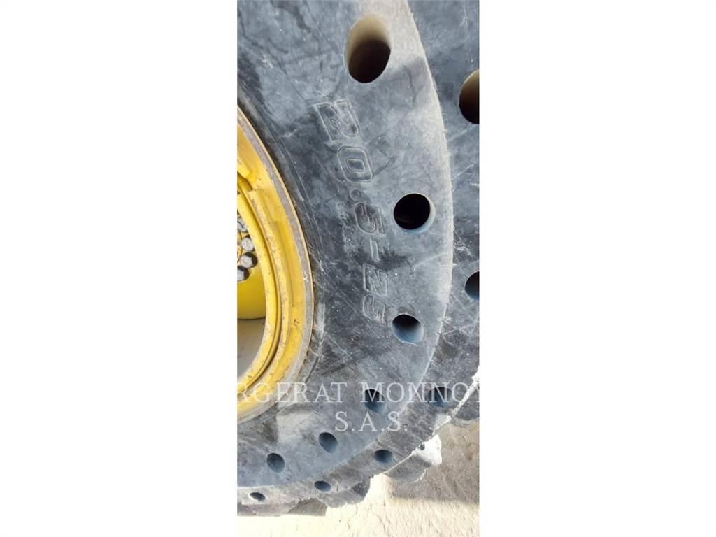 CAT 930M Wheel Loaders