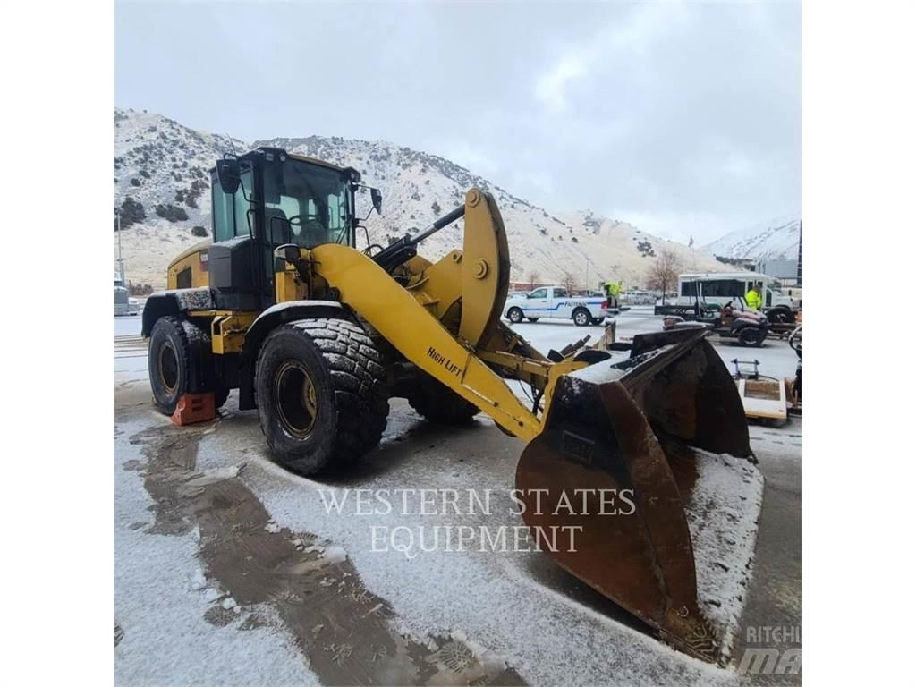 CAT 930M Wheel Loaders