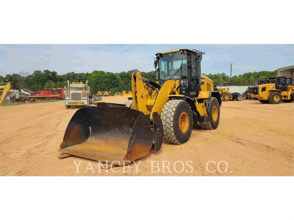 CAT 930M Wheel Loaders
