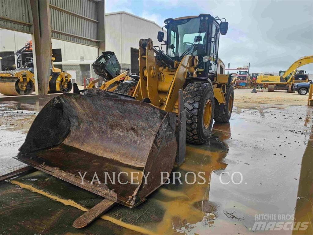 CAT 930M Wheel Loaders