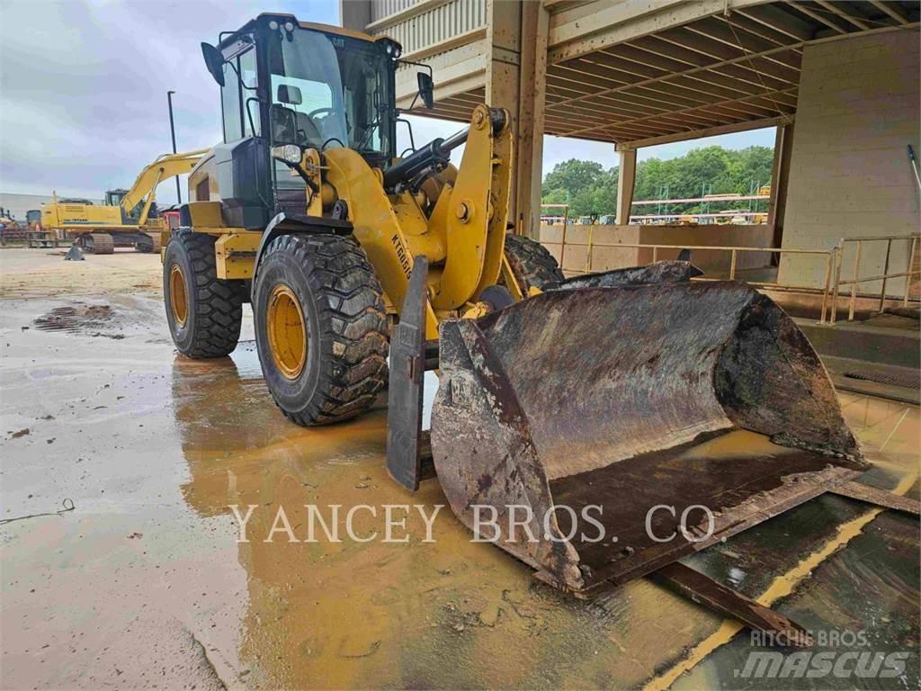CAT 930M Wheel Loaders