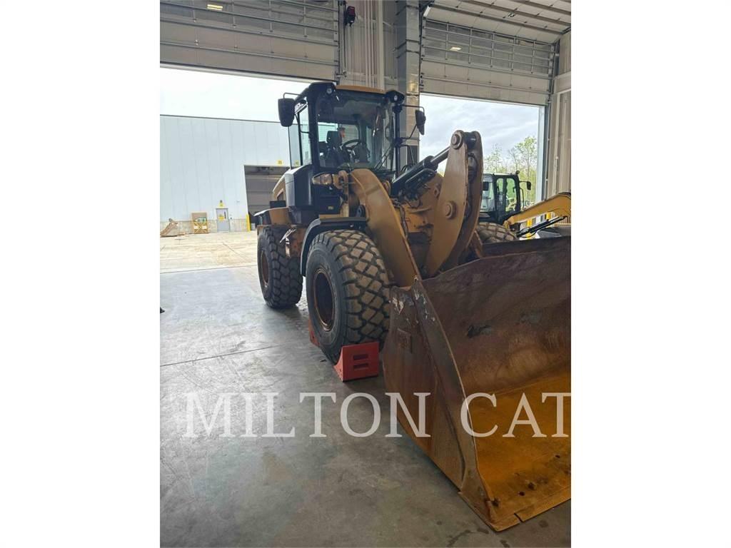 CAT 930M Wheel Loaders