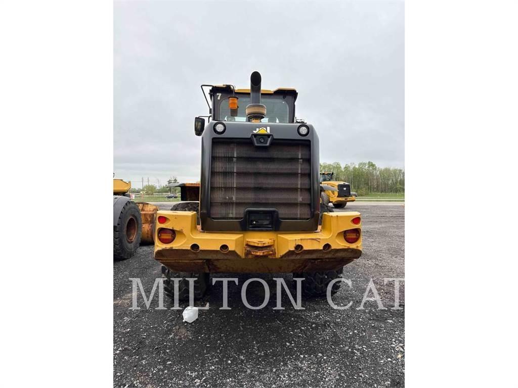 CAT 930M Wheel Loaders
