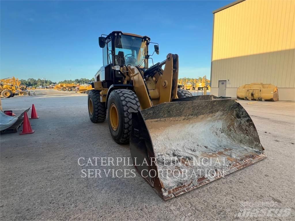 CAT 930M Wheel Loaders