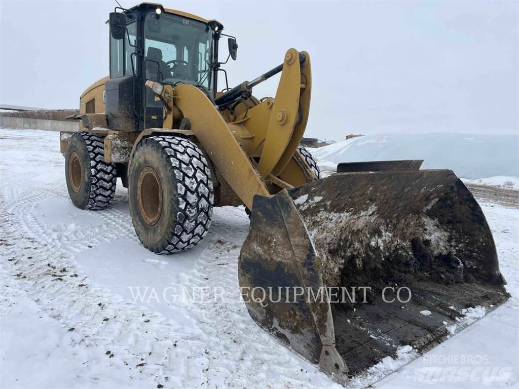CAT 930M Wheel Loaders