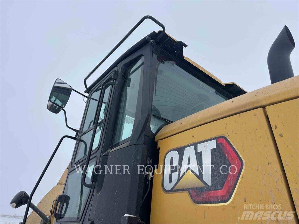 CAT 930M Wheel Loaders