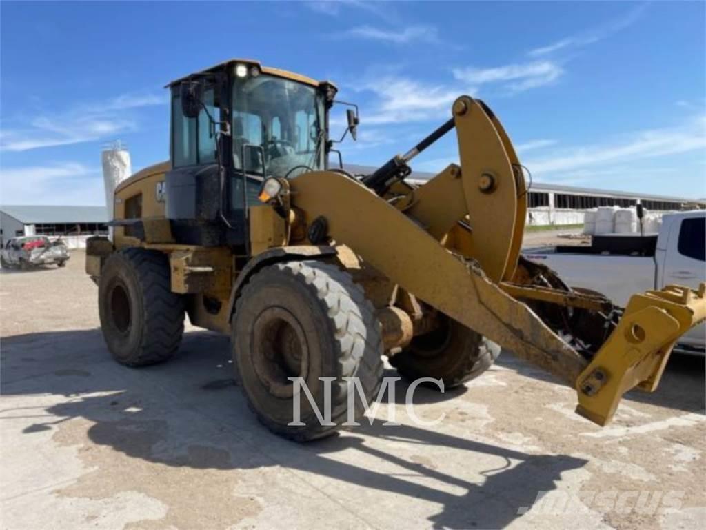 CAT 930M Wheel Loaders