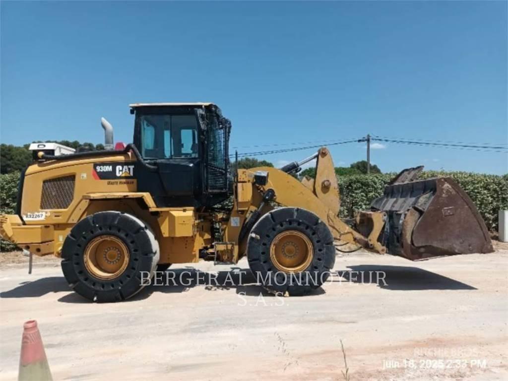 CAT 930M Wheel Loaders
