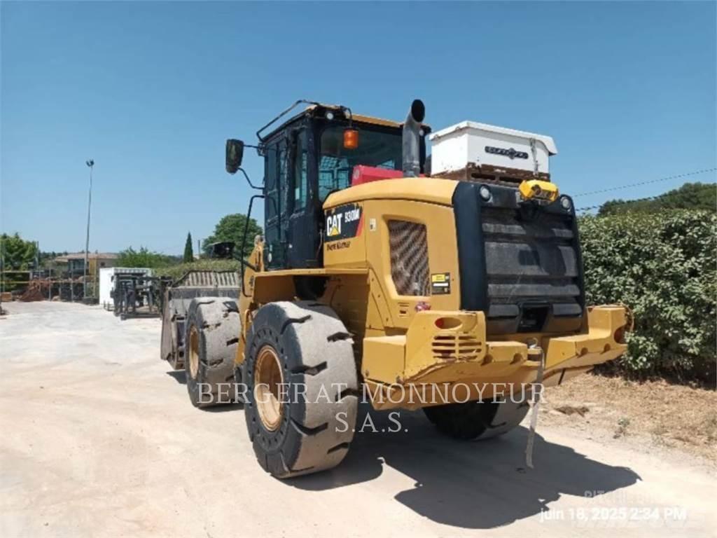 CAT 930M Wheel Loaders