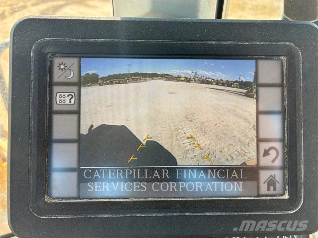 CAT 930M Wheel Loaders