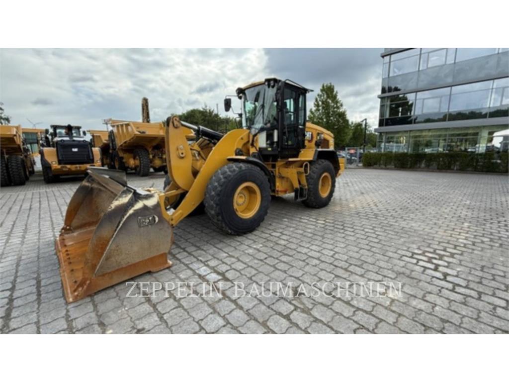 CAT 930M Wheel Loaders