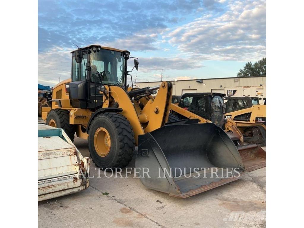 CAT 930M Wheel Loaders