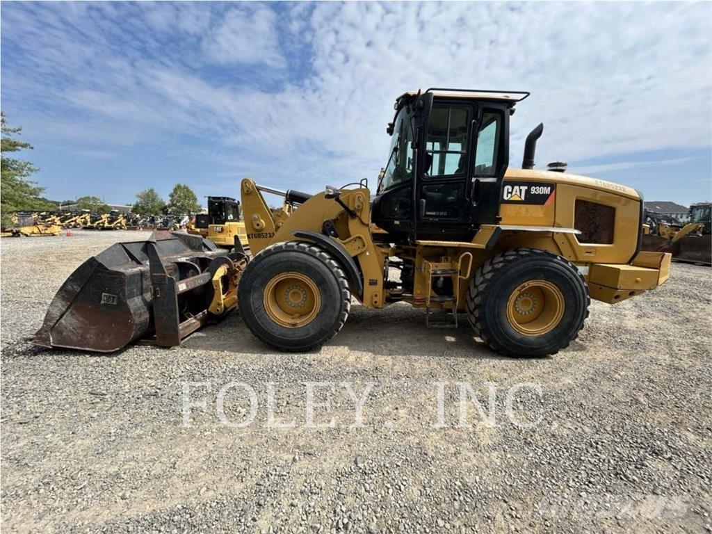 CAT 930M Wheel Loaders