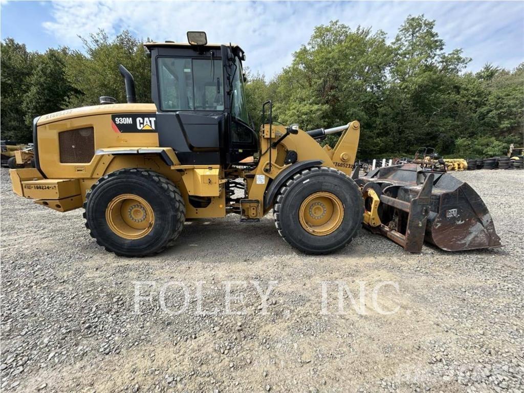 CAT 930M Wheel Loaders