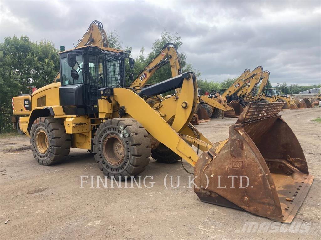CAT 930M Wheel Loaders