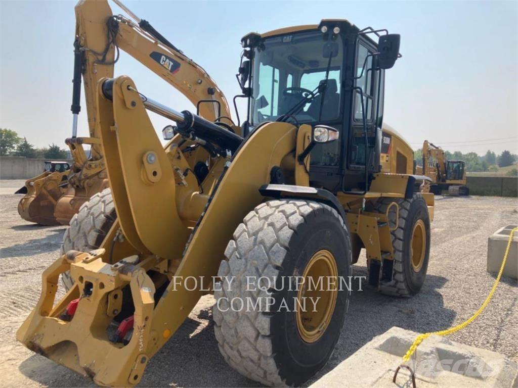 CAT 930M Wheel Loaders