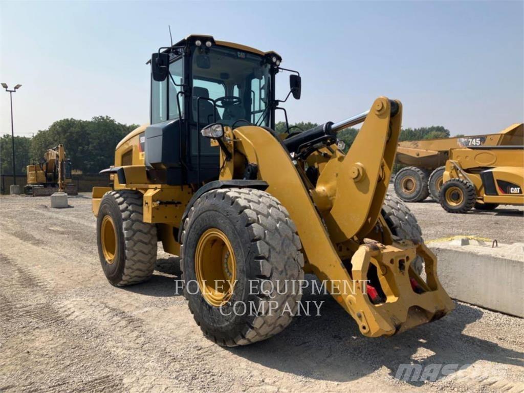 CAT 930M Wheel Loaders