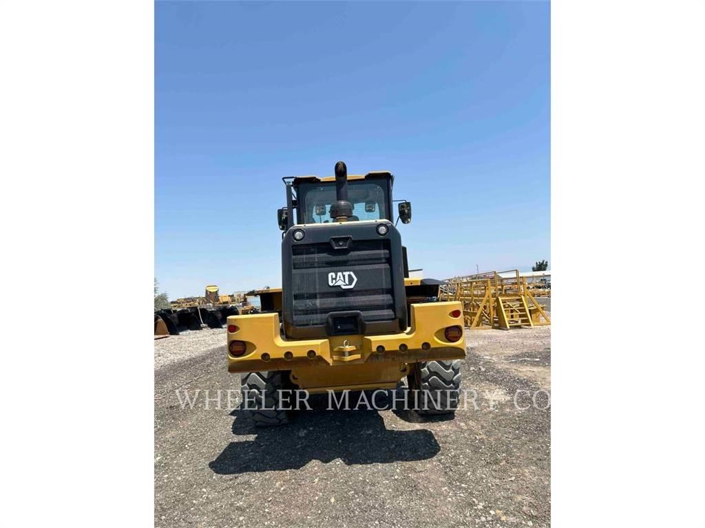 CAT 938 Wheel Loaders