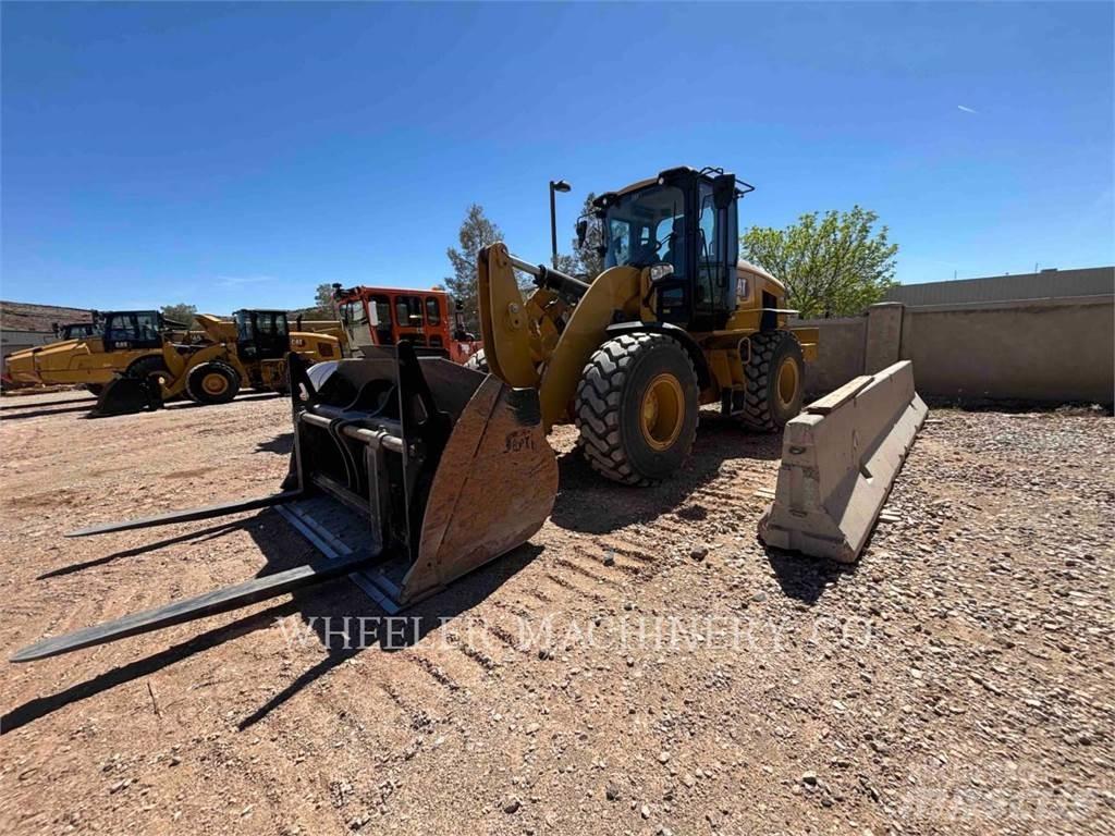 CAT 938 QC Wheel Loaders