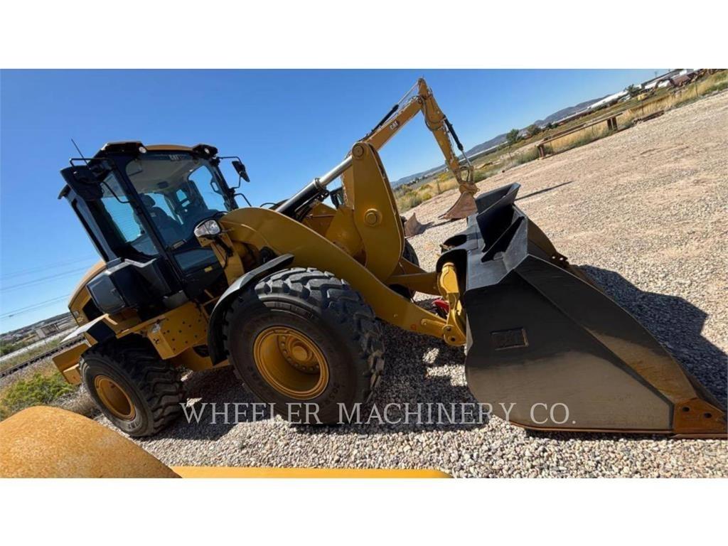 CAT 938 QC Wheel Loaders