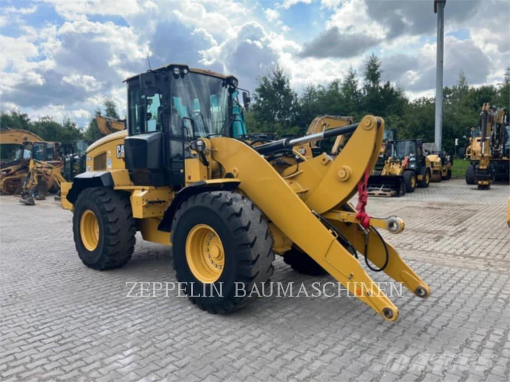 CAT 938M Wheel Loaders