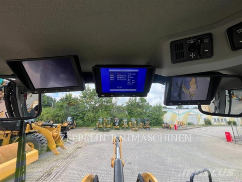 CAT 938M Wheel Loaders