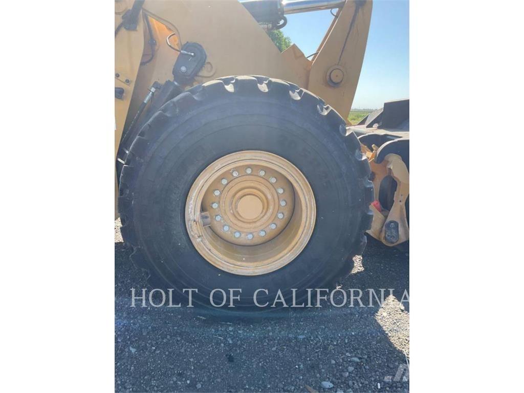 CAT 938M Wheel Loaders