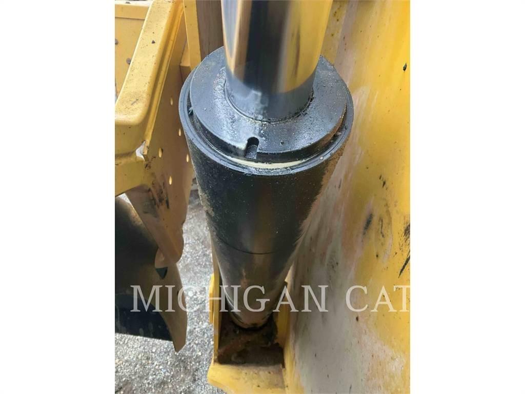 CAT 938M LSRQ Wheel Loaders