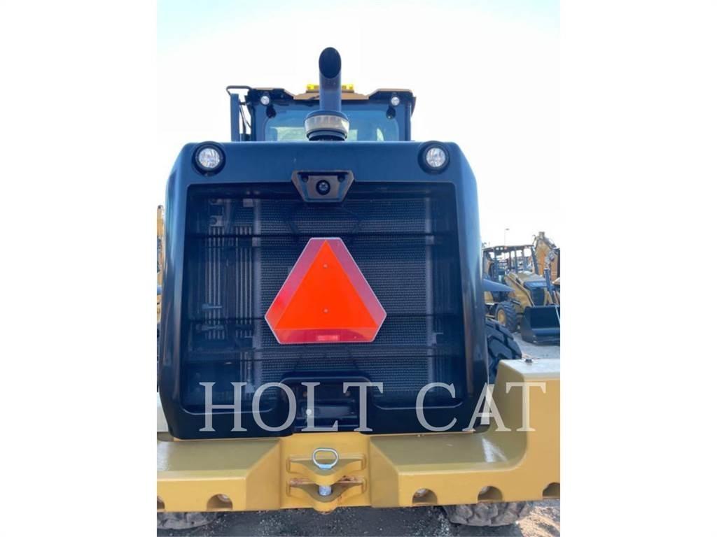 CAT 938M QC Wheel Loaders
