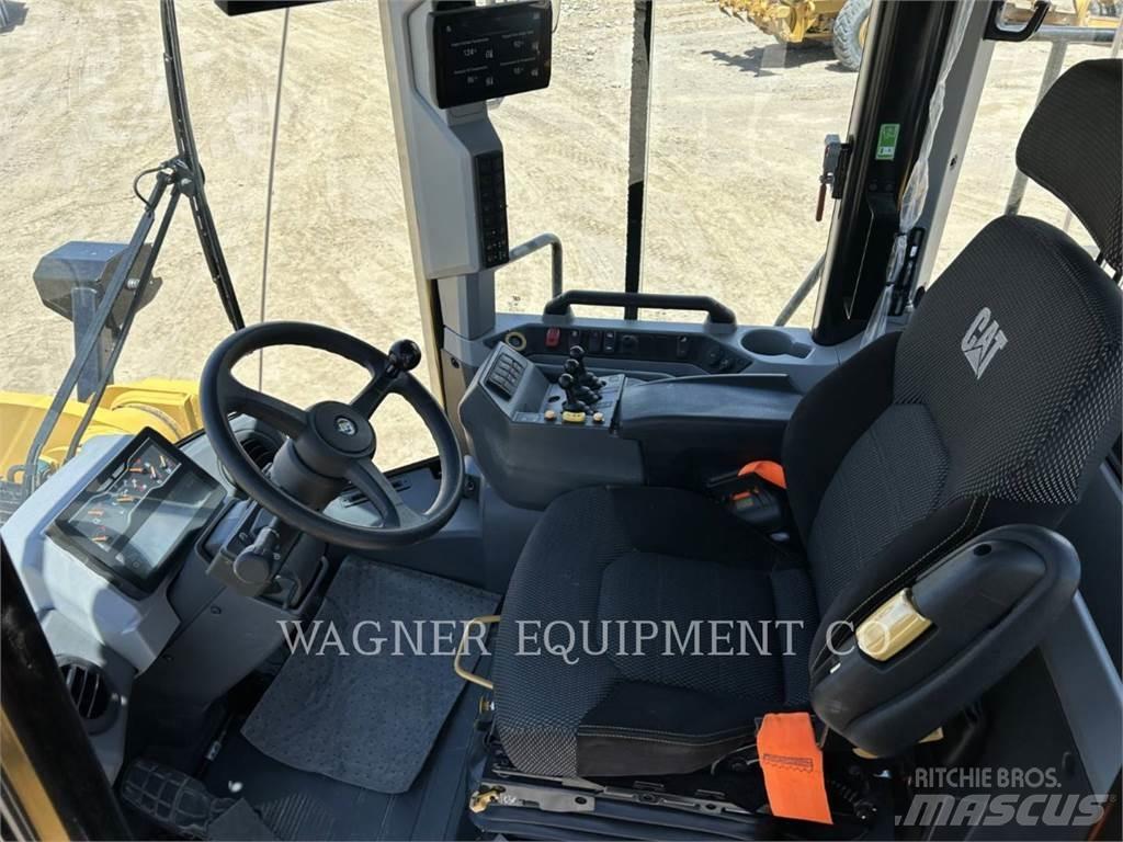 CAT 950 Wheel Loaders