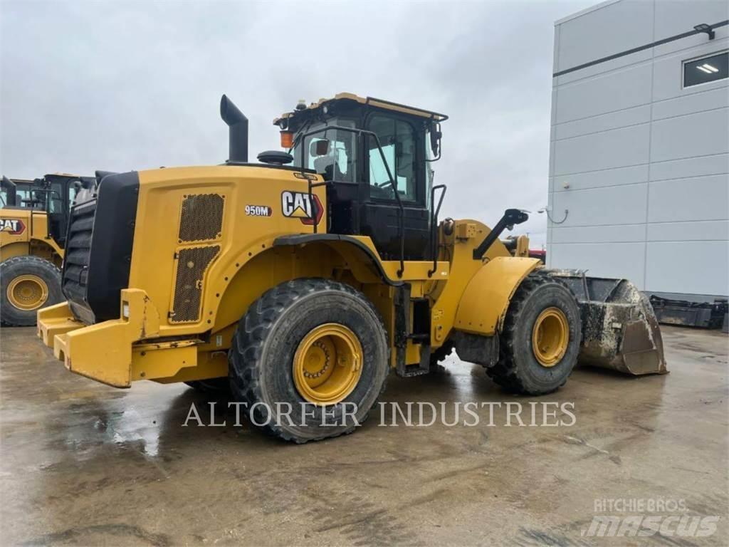 CAT 950M Wheel Loaders