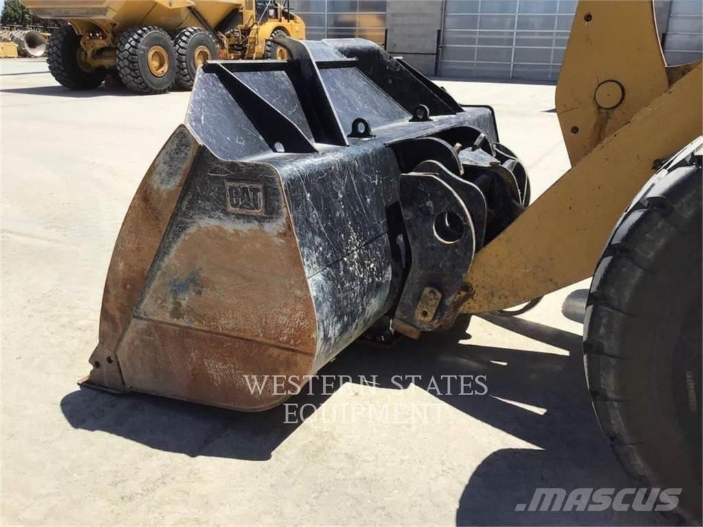CAT 950M Wheel Loaders