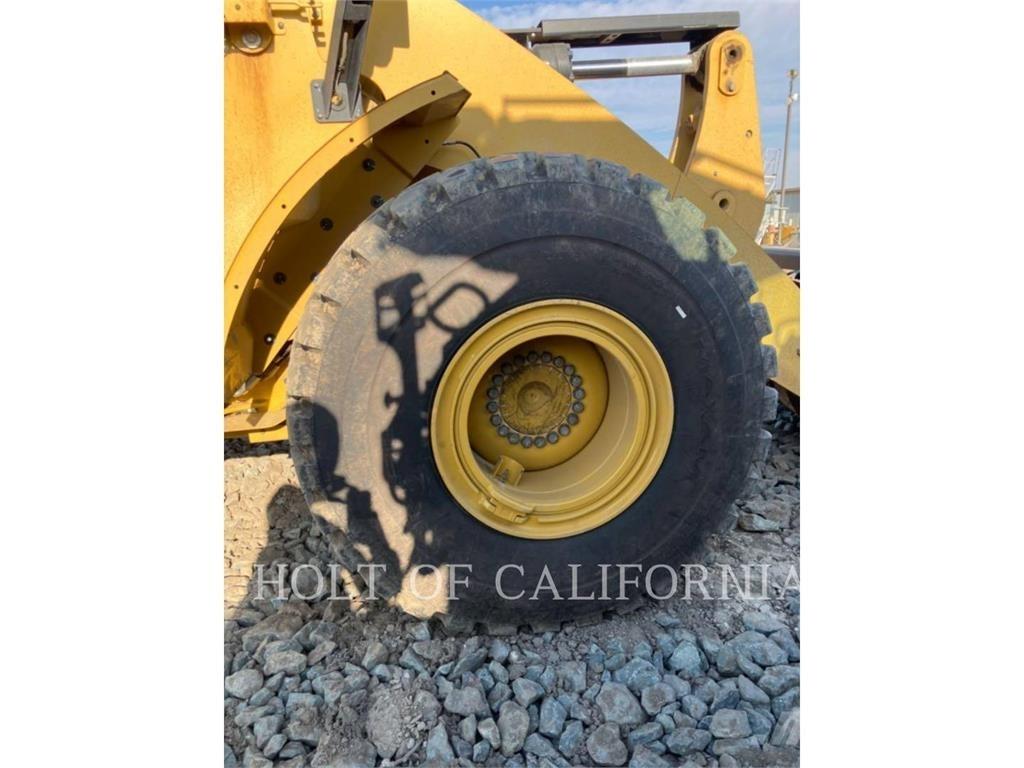 CAT 950M Wheel Loaders