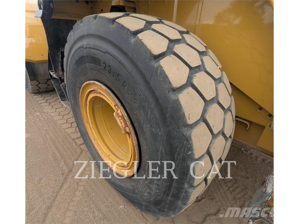 CAT 950M Wheel Loaders