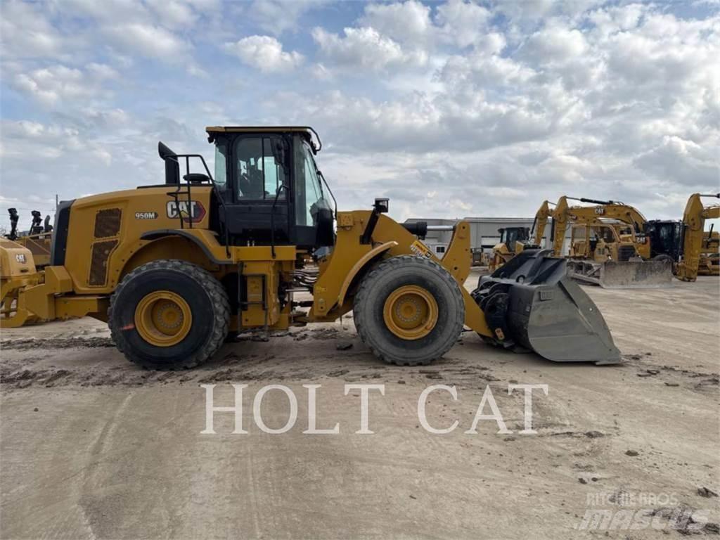 CAT 950M QC Wheel Loaders