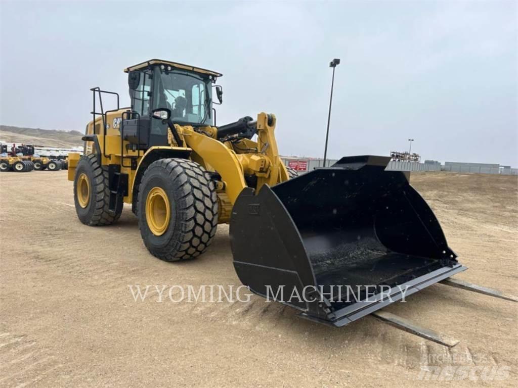 CAT 966 Wheel Loaders