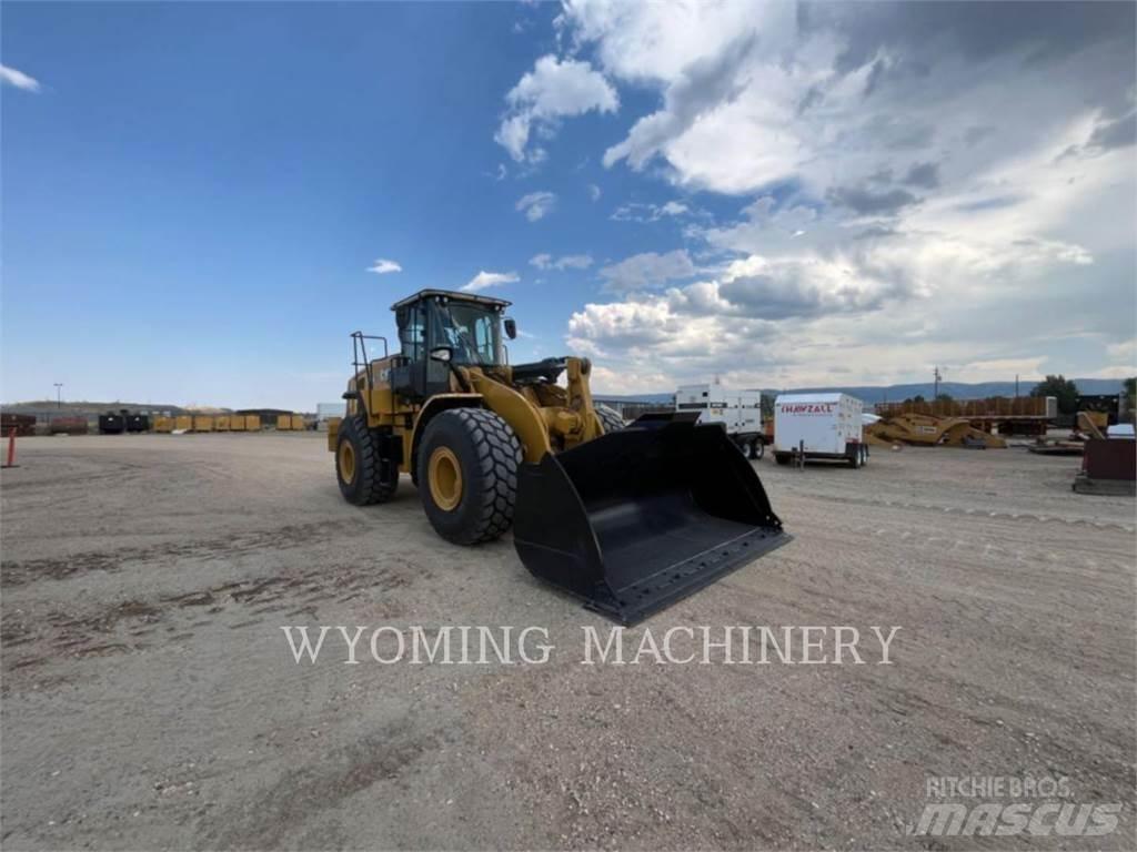CAT 966 Wheel Loaders