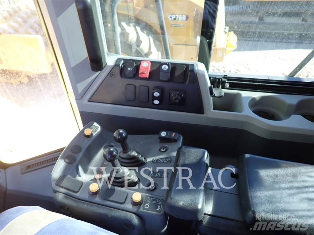 CAT 972M Wheel Loaders