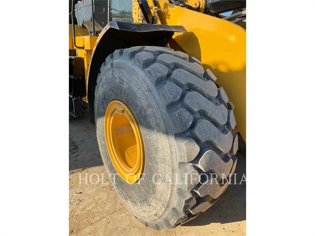 CAT 972M Wheel Loaders
