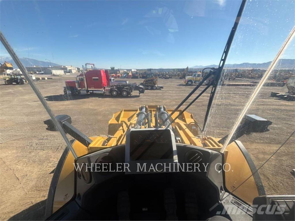 CAT 980 Wheel Loaders