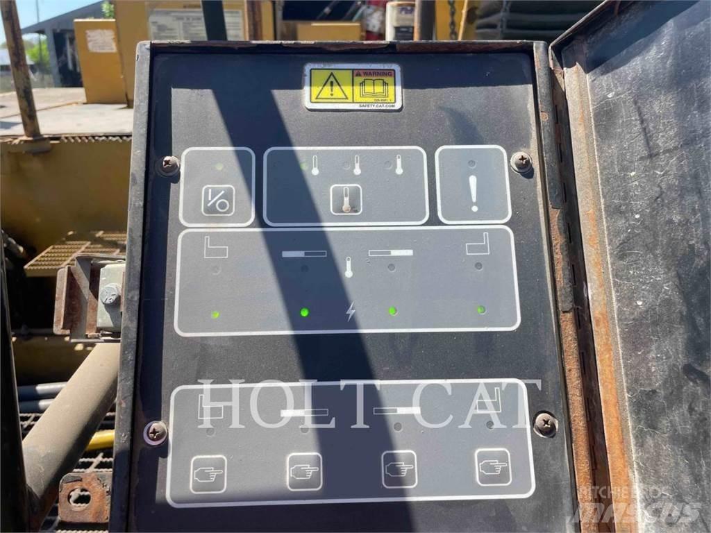 CAT AP1000D Single drum rollers