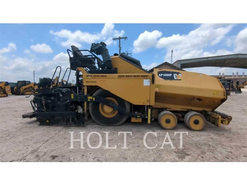 CAT AP1000F Single drum rollers