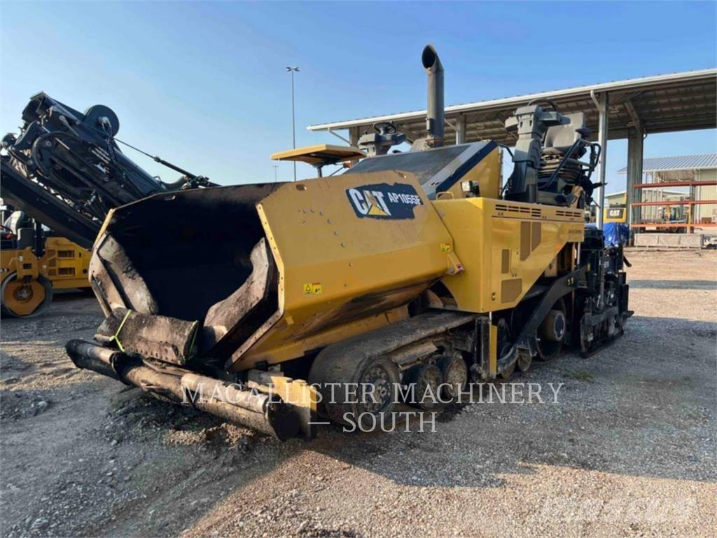 CAT AP1055F Asphalt pavers