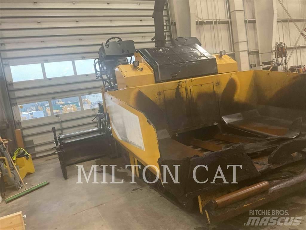 CAT AP555E Asphalt pavers
