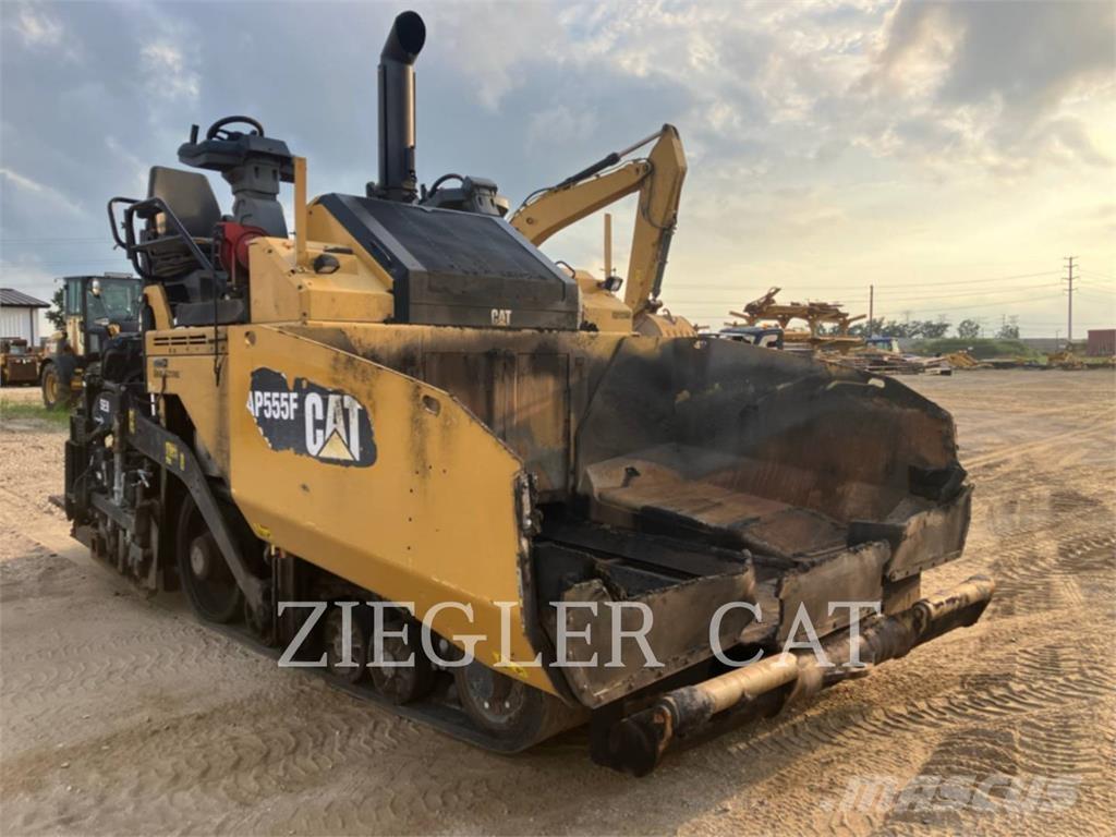 CAT AP555F Asphalt pavers