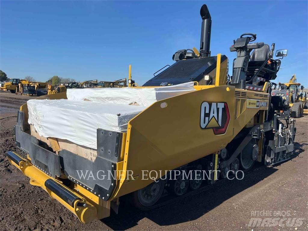 CAT AP65507 Asphalt pavers
