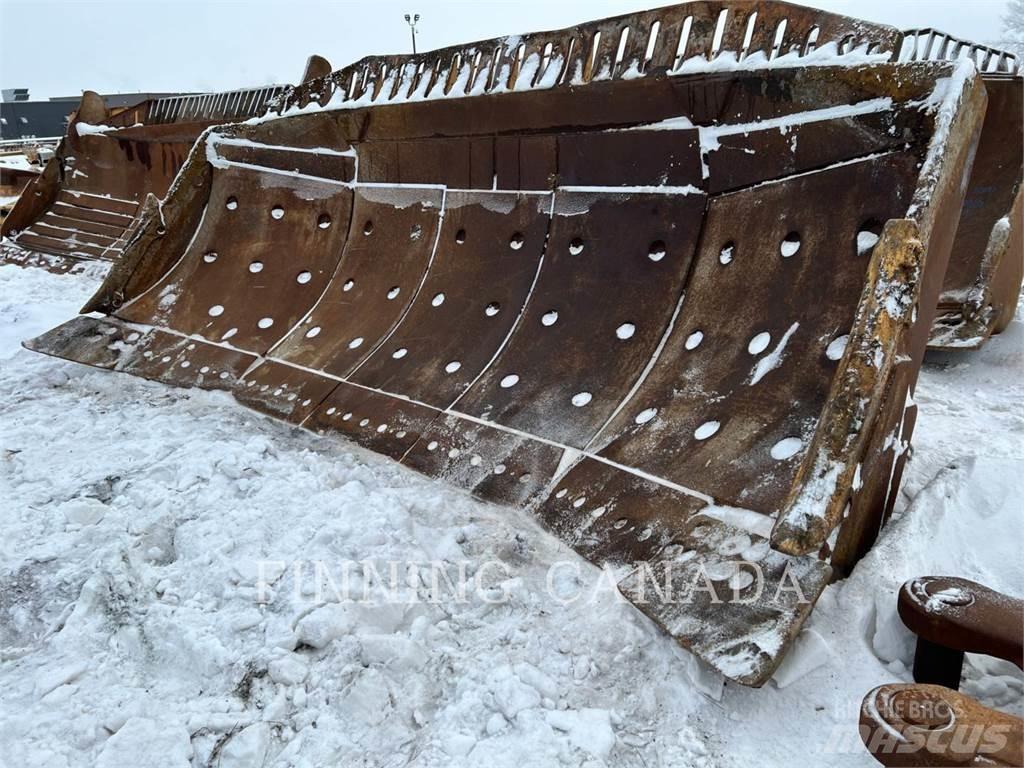 CAT ATTACHMENTS D10T Blades