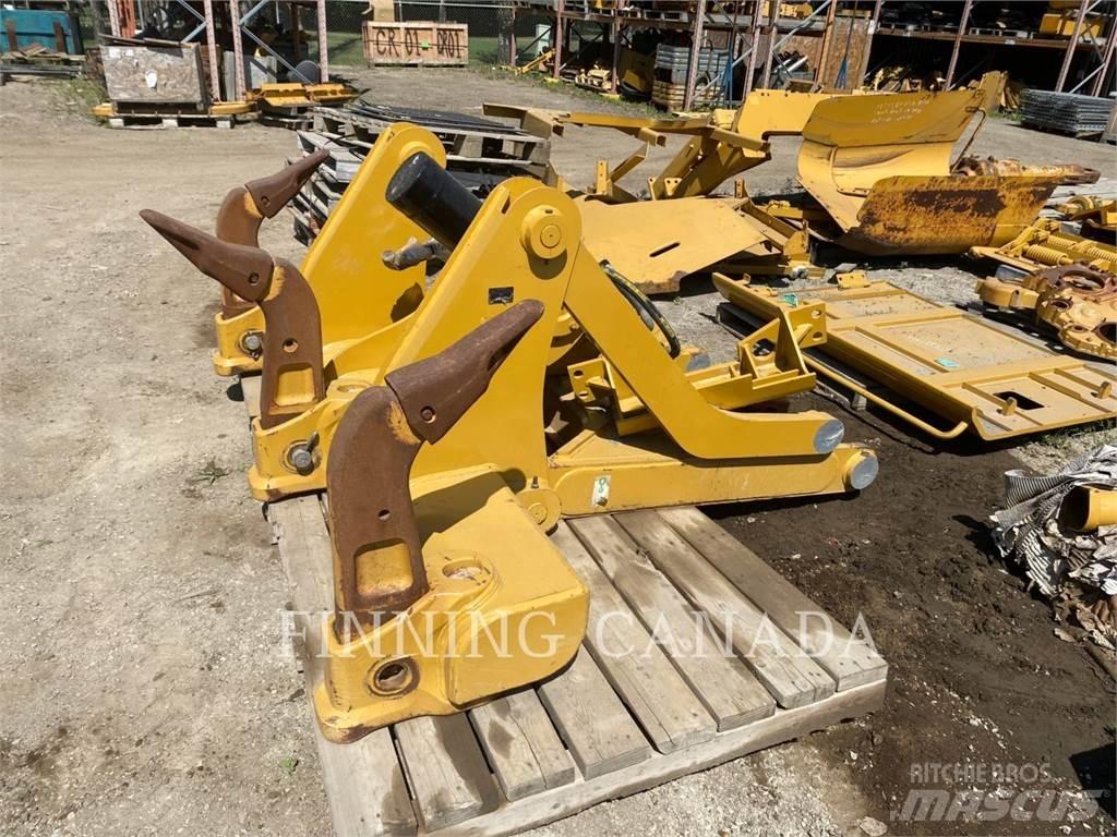 CAT ATTACHMENTS D6T Rippers