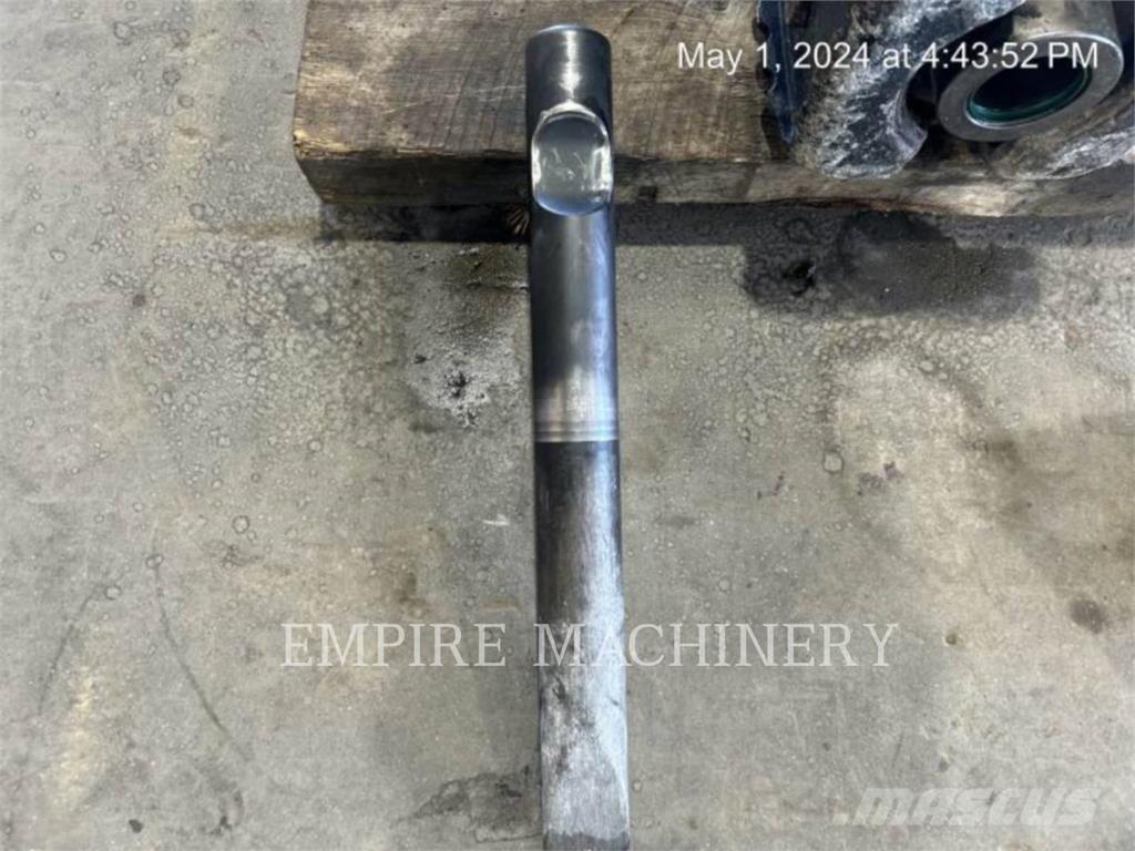 CAT BL-H80E Forks